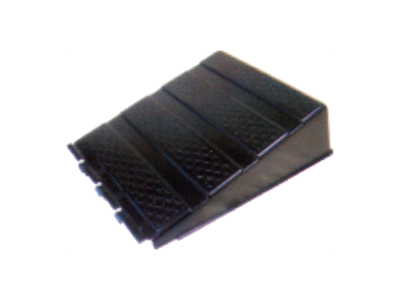 M001-059